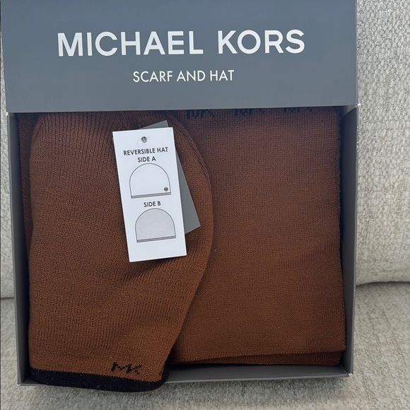 Michael Kors Brown Reversible Scarf and Hat Set - Picture 1 of 5